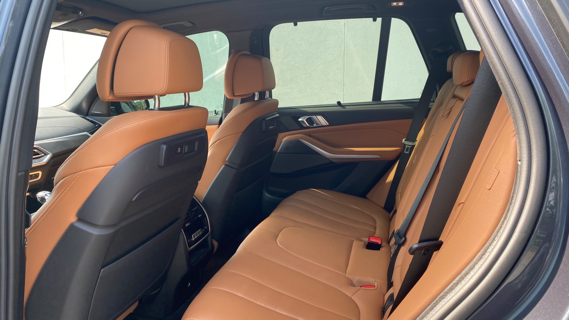 Used 2021 BMW X5 xDrive40i for sale $48,995 at Formula Imports in Charlotte NC 28227 33