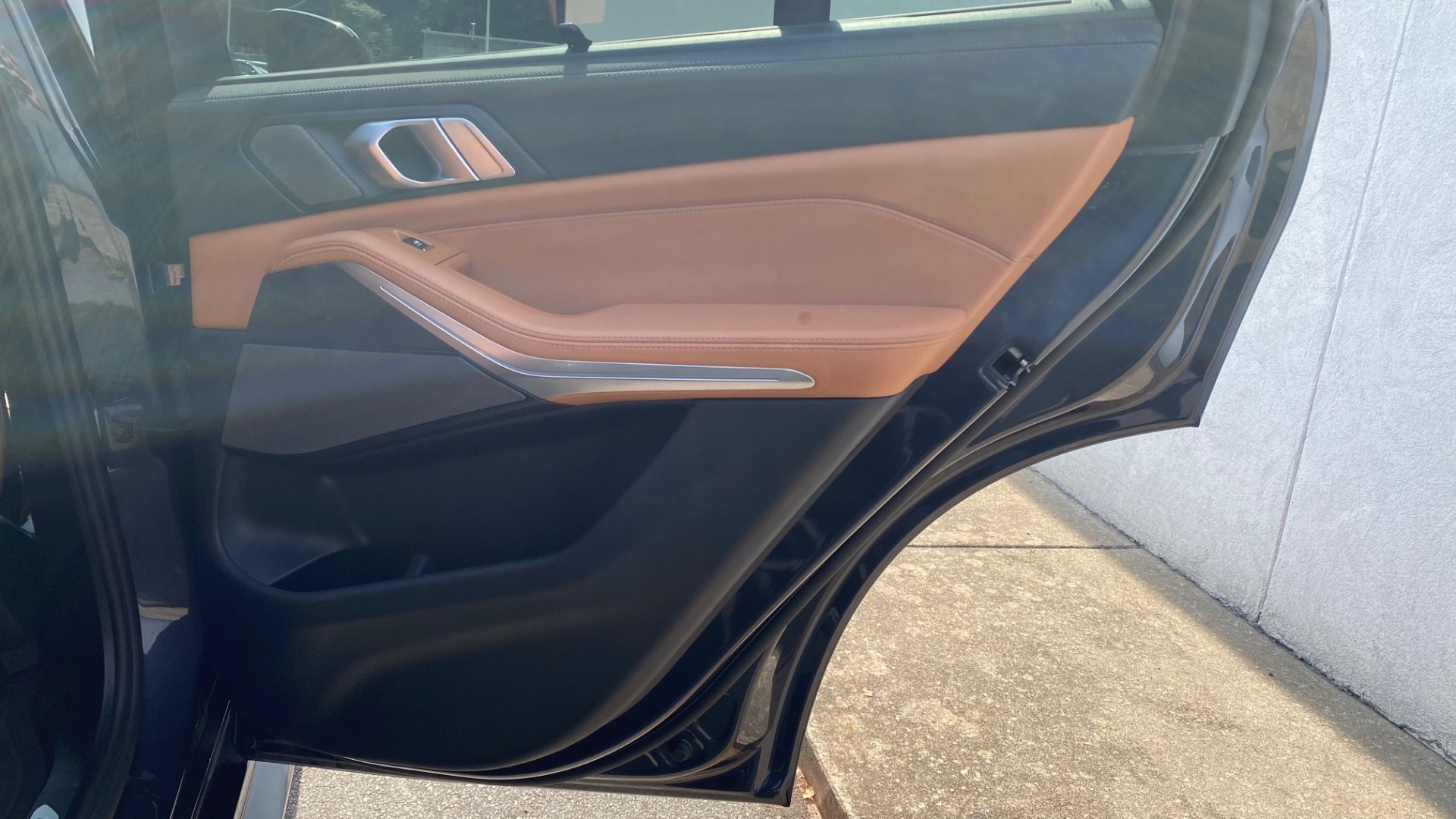 Used 2021 BMW X5 xDrive40i for sale $48,995 at Formula Imports in Charlotte NC 28227 37