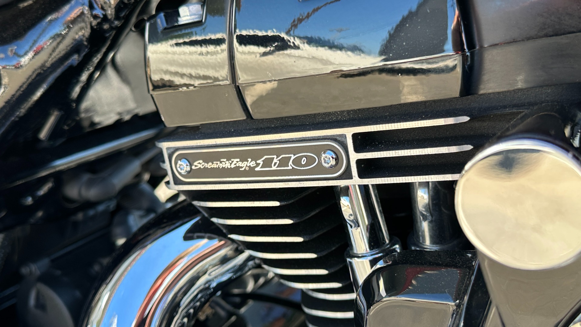 Used 2012 Harley Davidson FLTRXSE CVO Road Glide Custom CVO PAINT / RINEHART EXHAUST / SCREAMING EAGLE 110 ENGINE for sale $32,000 at Formula Imports in Charlotte NC 28227 23