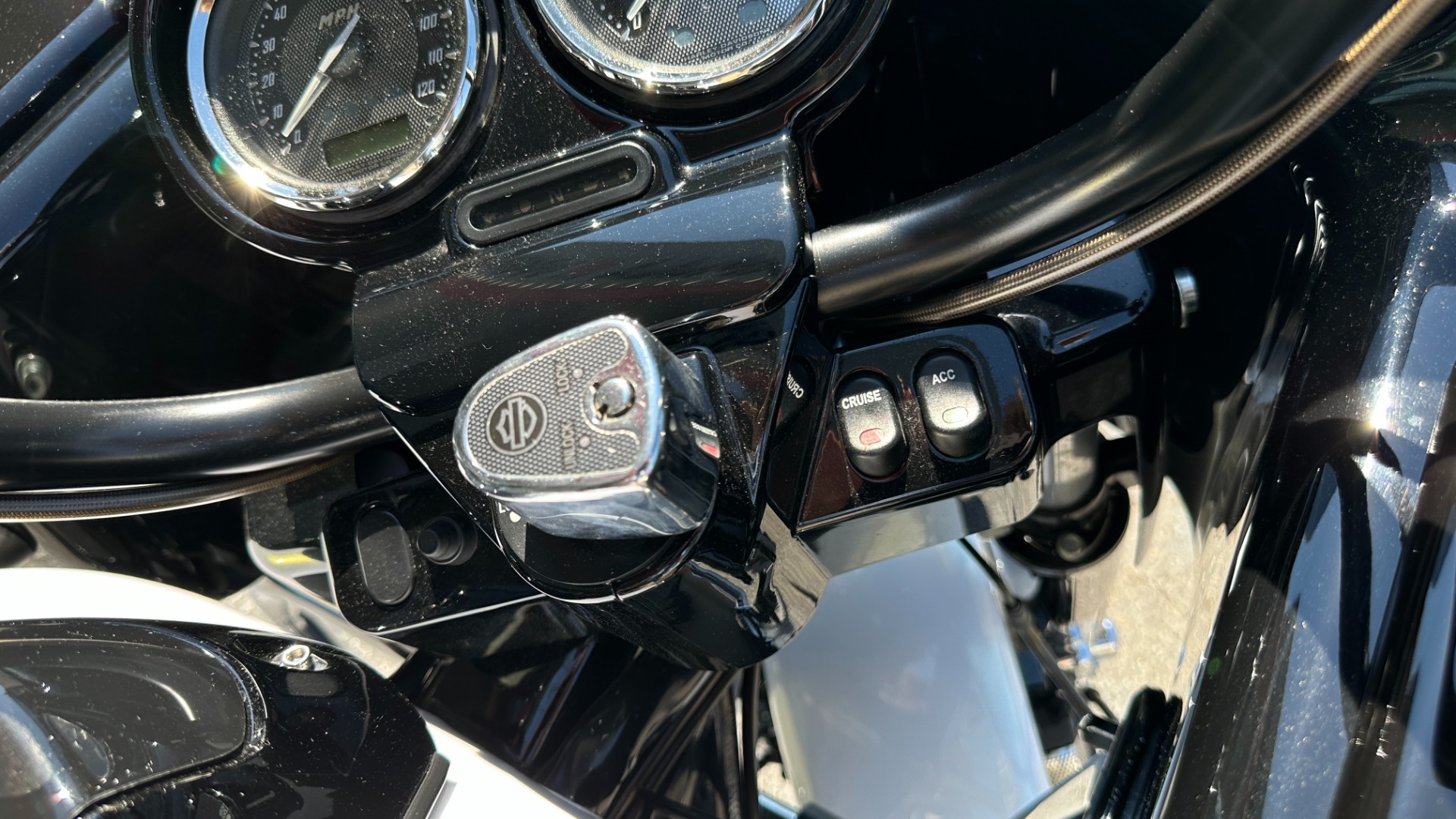 Used 2012 Harley Davidson FLTRXSE CVO Road Glide Custom CVO PAINT / RINEHART EXHAUST / SCREAMING EAGLE 110 ENGINE for sale $32,000 at Formula Imports in Charlotte NC 28227 38