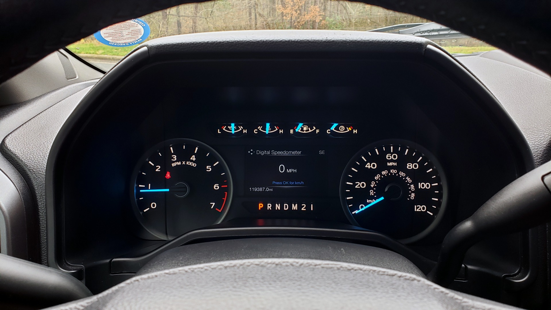 Used 2015 Ford F-150 XLT 4X2 SUPERCREW / 5.0L V8 / SYNC / REARVIEW for sale Sold at Formula Imports in Charlotte NC 28227 32