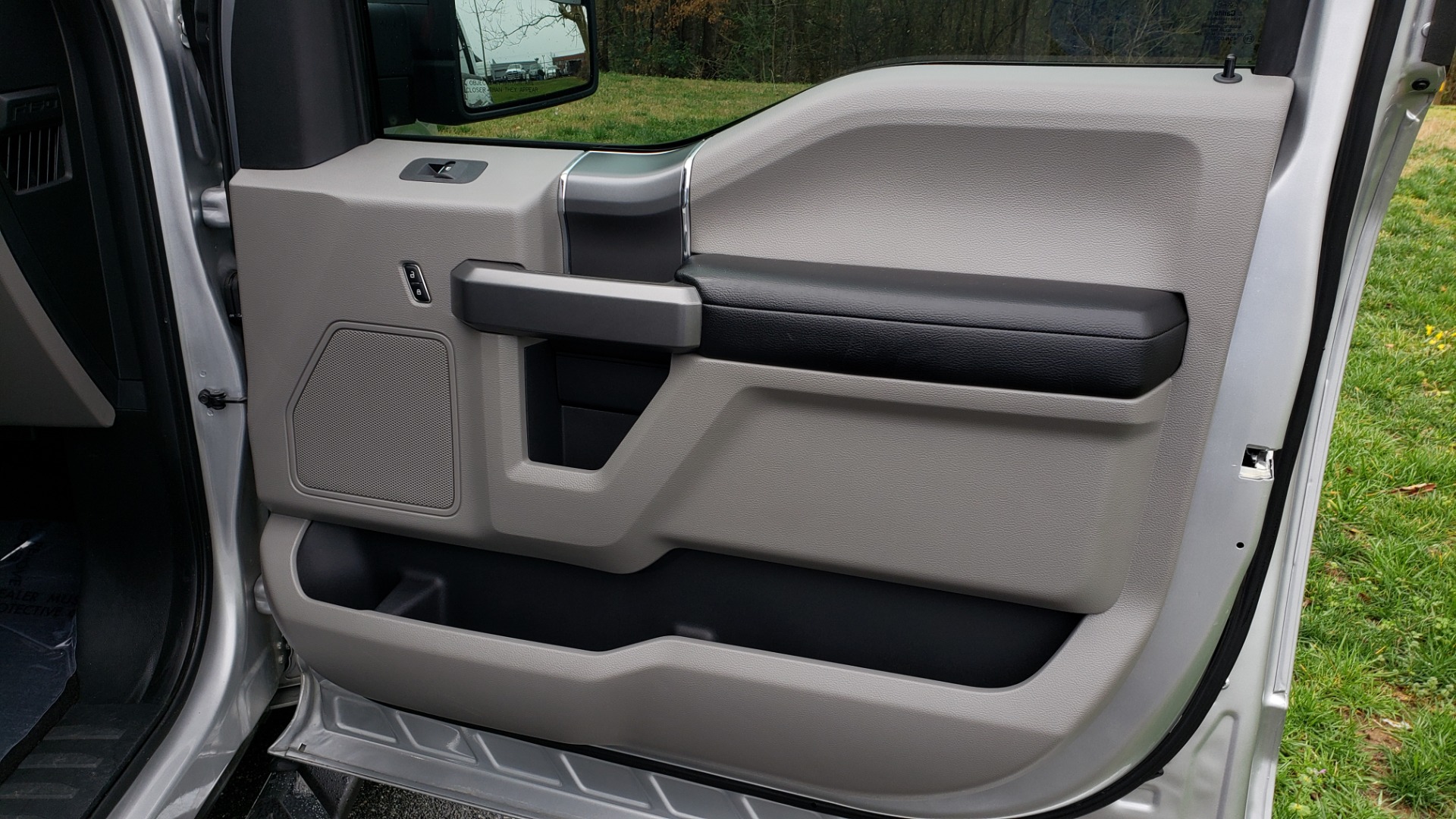 Used 2015 Ford F-150 XLT 4X2 SUPERCREW / 5.0L V8 / SYNC / REARVIEW for sale Sold at Formula Imports in Charlotte NC 28227 54