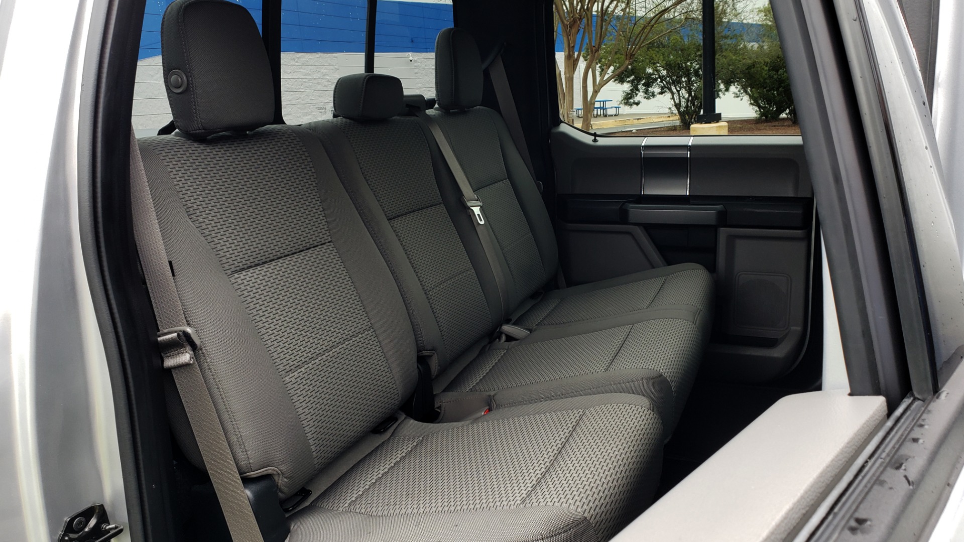 Used 2015 Ford F-150 XLT 4X2 SUPERCREW / 5.0L V8 / SYNC / REARVIEW for sale Sold at Formula Imports in Charlotte NC 28227 62