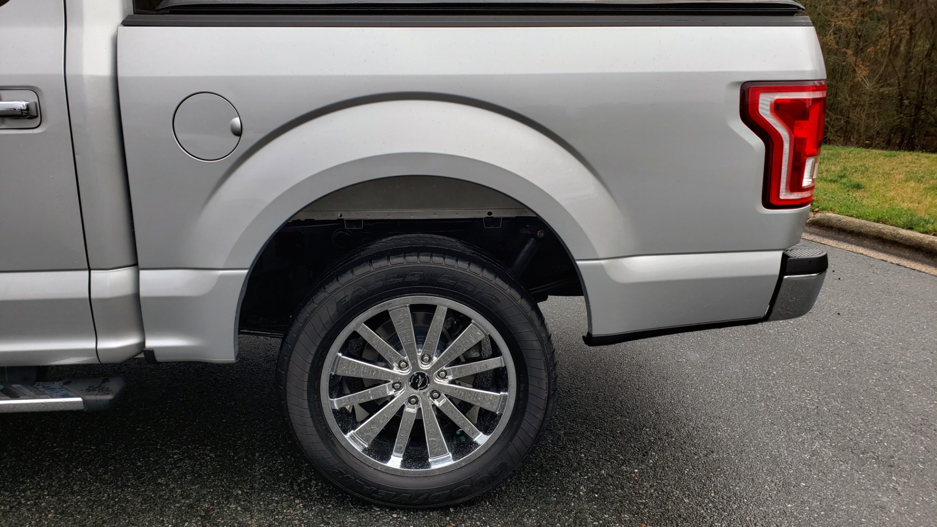 Used 2015 Ford F-150 XLT 4X2 SUPERCREW / 5.0L V8 / SYNC / REARVIEW for sale Sold at Formula Imports in Charlotte NC 28227 69