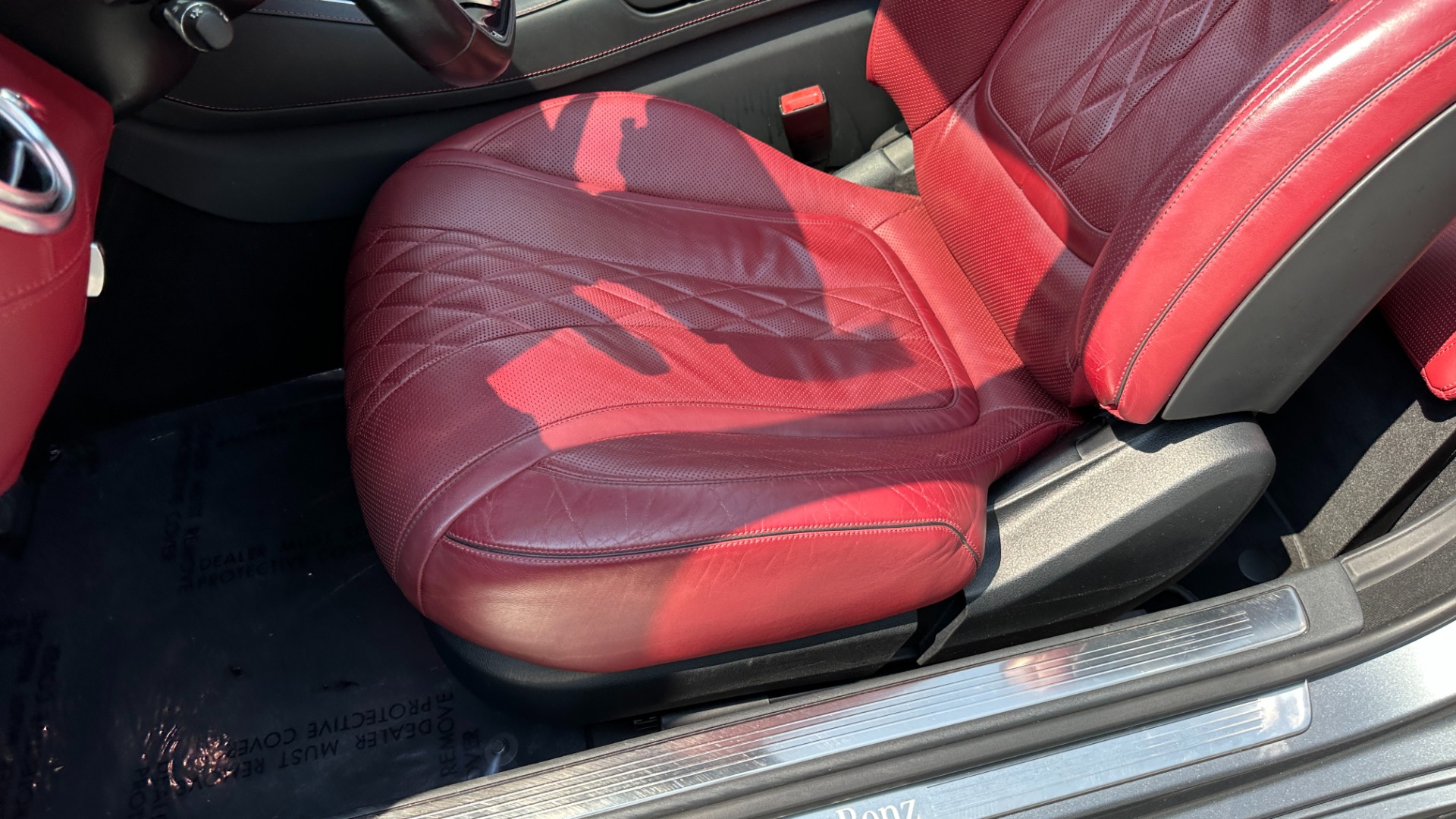 Used 2017 Mercedes-Benz S-Class S 550 CABRIOLET / LOADED OPTIONS / DESIGNO INTERIOR / SPORT / PREMIUM / MOR for sale Sold at Formula Imports in Charlotte NC 28227 19