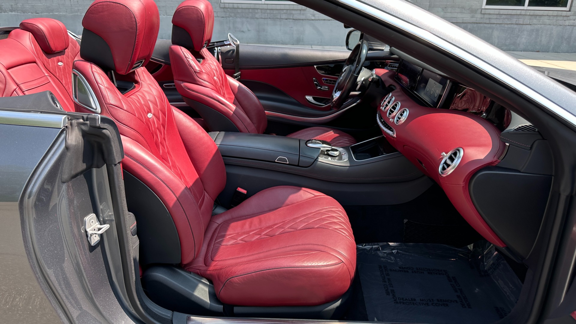 Used 2017 Mercedes-Benz S-Class S 550 CABRIOLET / LOADED OPTIONS / DESIGNO INTERIOR / SPORT / PREMIUM / MOR for sale Sold at Formula Imports in Charlotte NC 28227 32