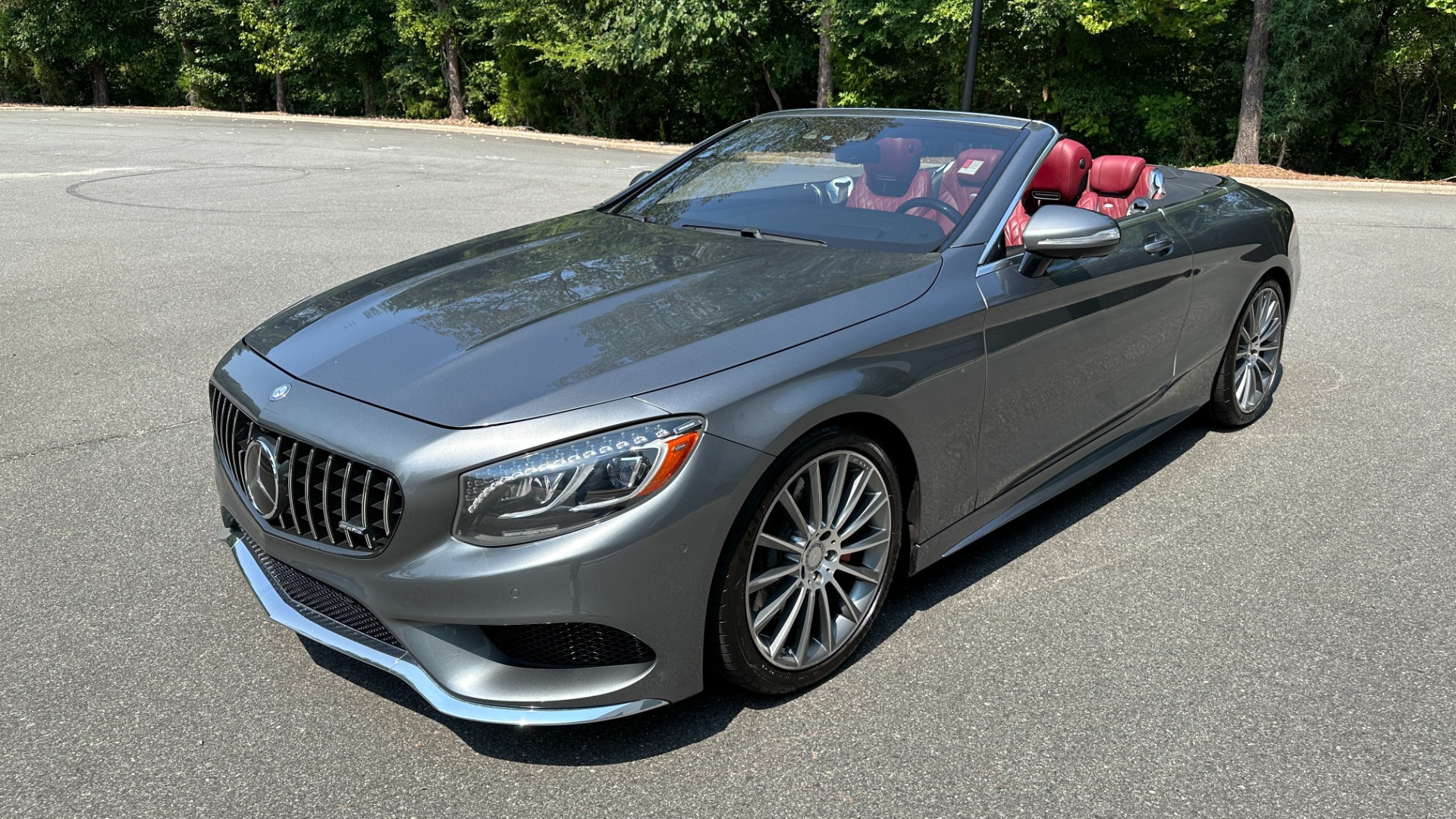 Used 2017 Mercedes-Benz S-Class S 550 CABRIOLET / LOADED OPTIONS / DESIGNO INTERIOR / SPORT / PREMIUM / MOR for sale Sold at Formula Imports in Charlotte NC 28227 4