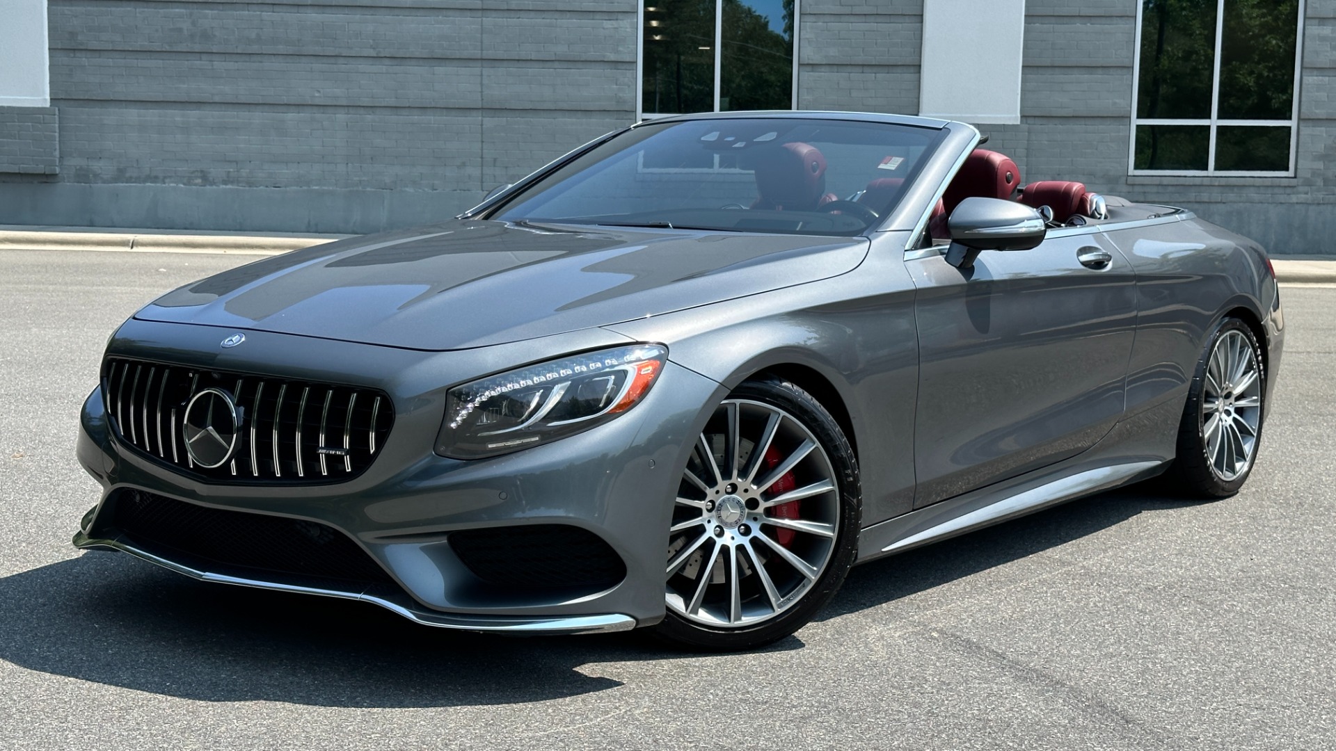Used 2017 Mercedes-Benz S-Class S 550 CABRIOLET / LOADED OPTIONS / DESIGNO INTERIOR / SPORT / PREMIUM / MOR for sale Sold at Formula Imports in Charlotte NC 28227 1