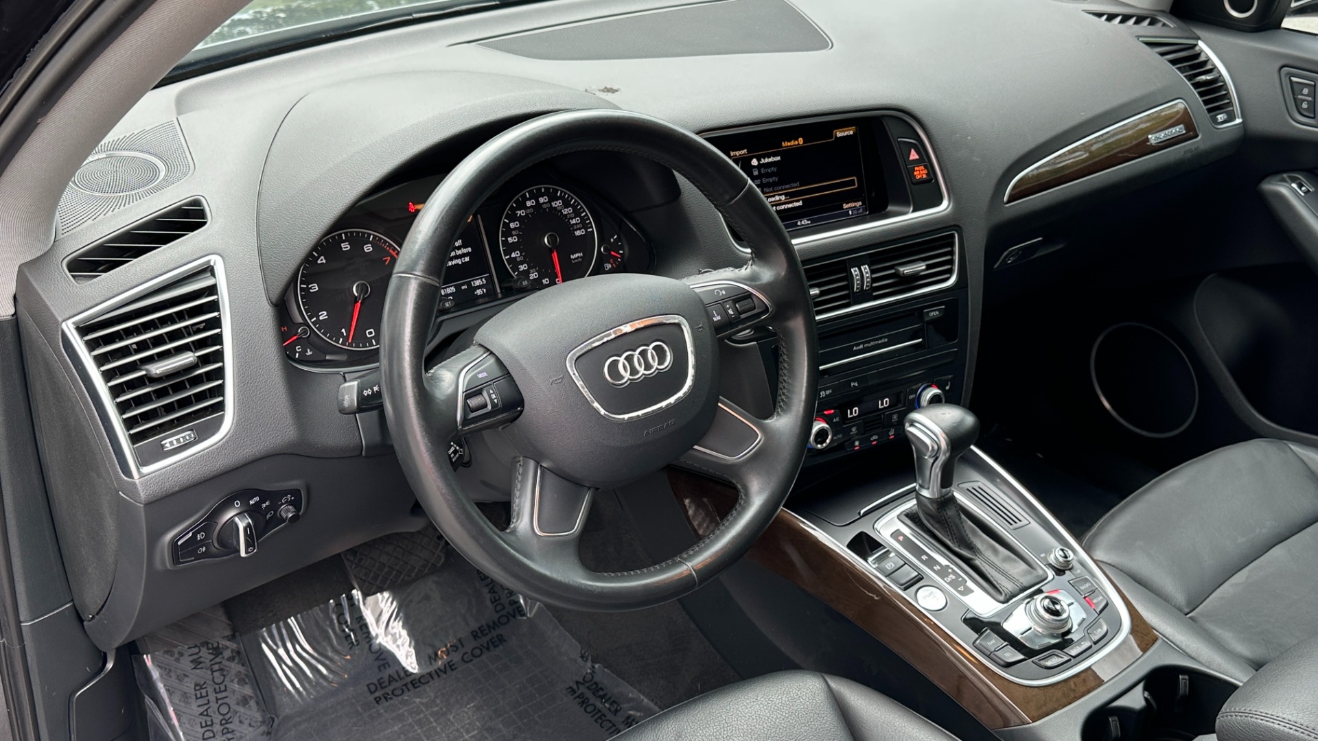 Used 2017 Audi Q5 PREMIUM PLUS / TECHNOLOGY PACKAGE / PEARL PAINT for sale Sold at Formula Imports in Charlotte NC 28227 11