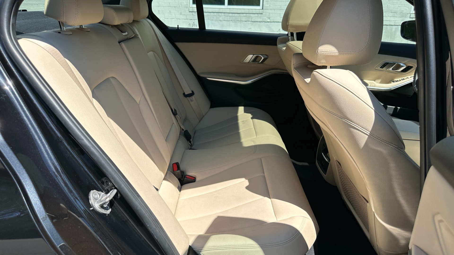 Used 2021 BMW 3 Series 330i / DRIVER ASSIST / CONVENIENCE PKG / REMOTE START for sale Sold at Formula Imports in Charlotte NC 28227 30