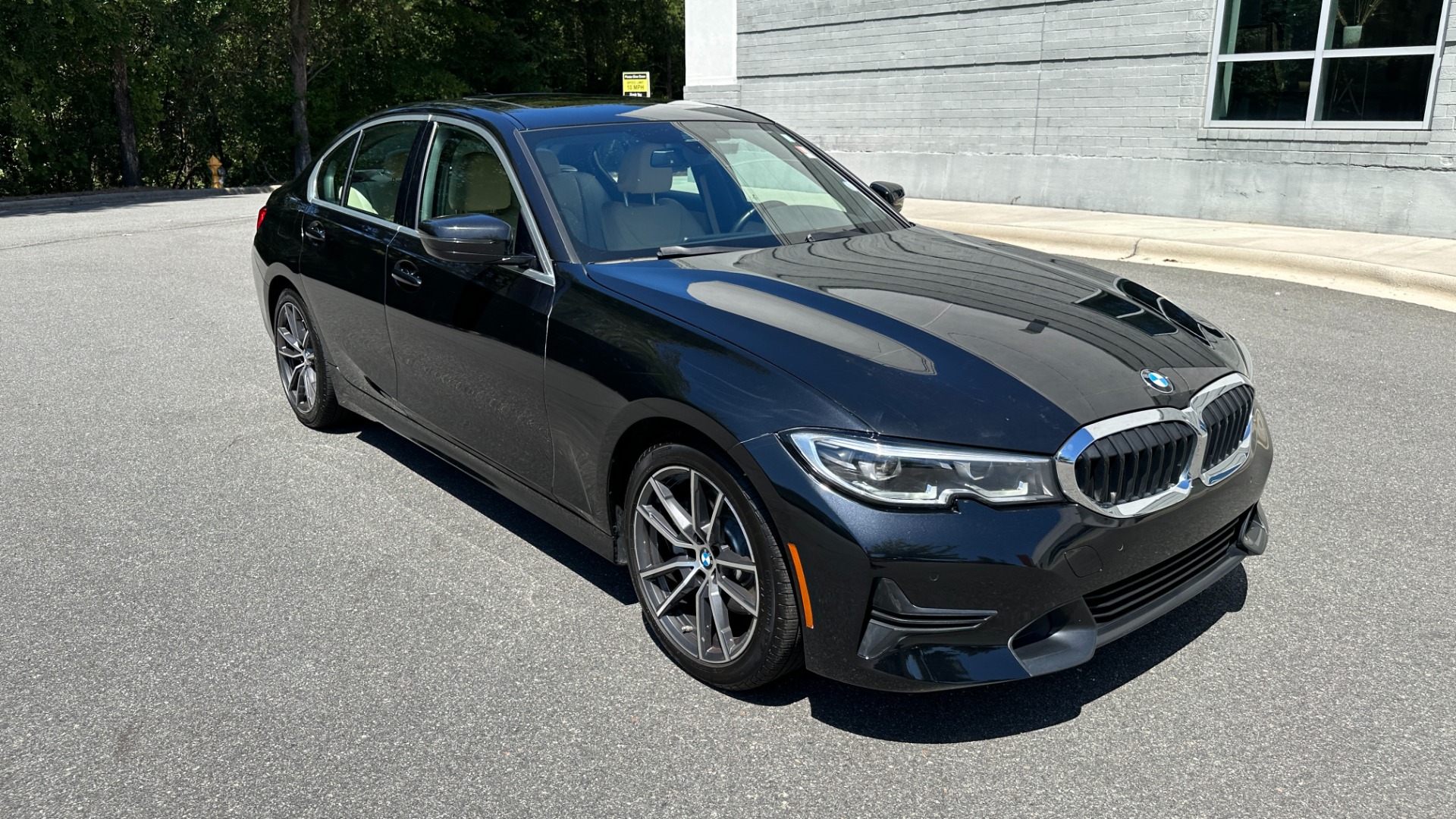 Used 2021 BMW 3 Series 330i / DRIVER ASSIST / CONVENIENCE PKG / REMOTE START for sale Sold at Formula Imports in Charlotte NC 28227 5