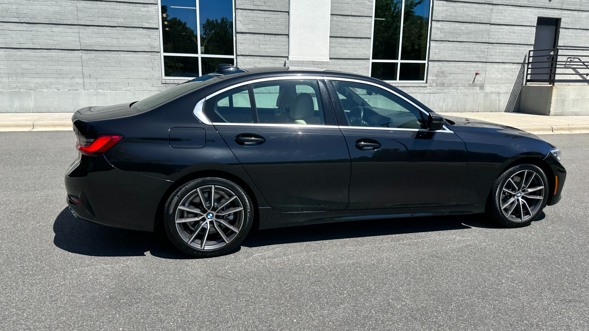 Used 2021 BMW 3 Series 330i / DRIVER ASSIST / CONVENIENCE PKG / REMOTE START for sale Sold at Formula Imports in Charlotte NC 28227 6