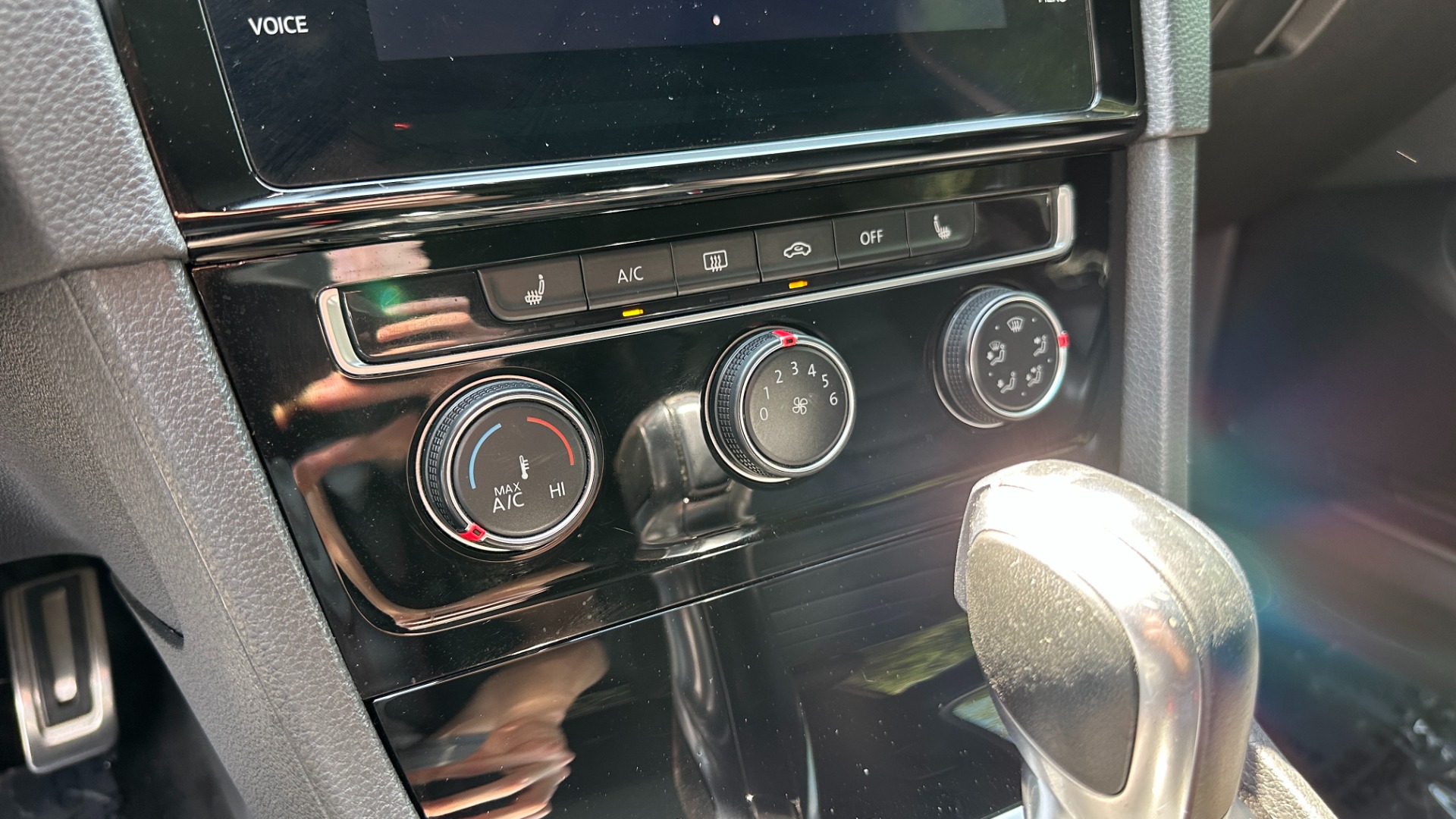 Used 2019 Volkswagen Golf GTI SE / CTS EXHAUST / CTS INTAKE / BLACKOUT / LEATHER for sale Sold at Formula Imports in Charlotte NC 28227 18