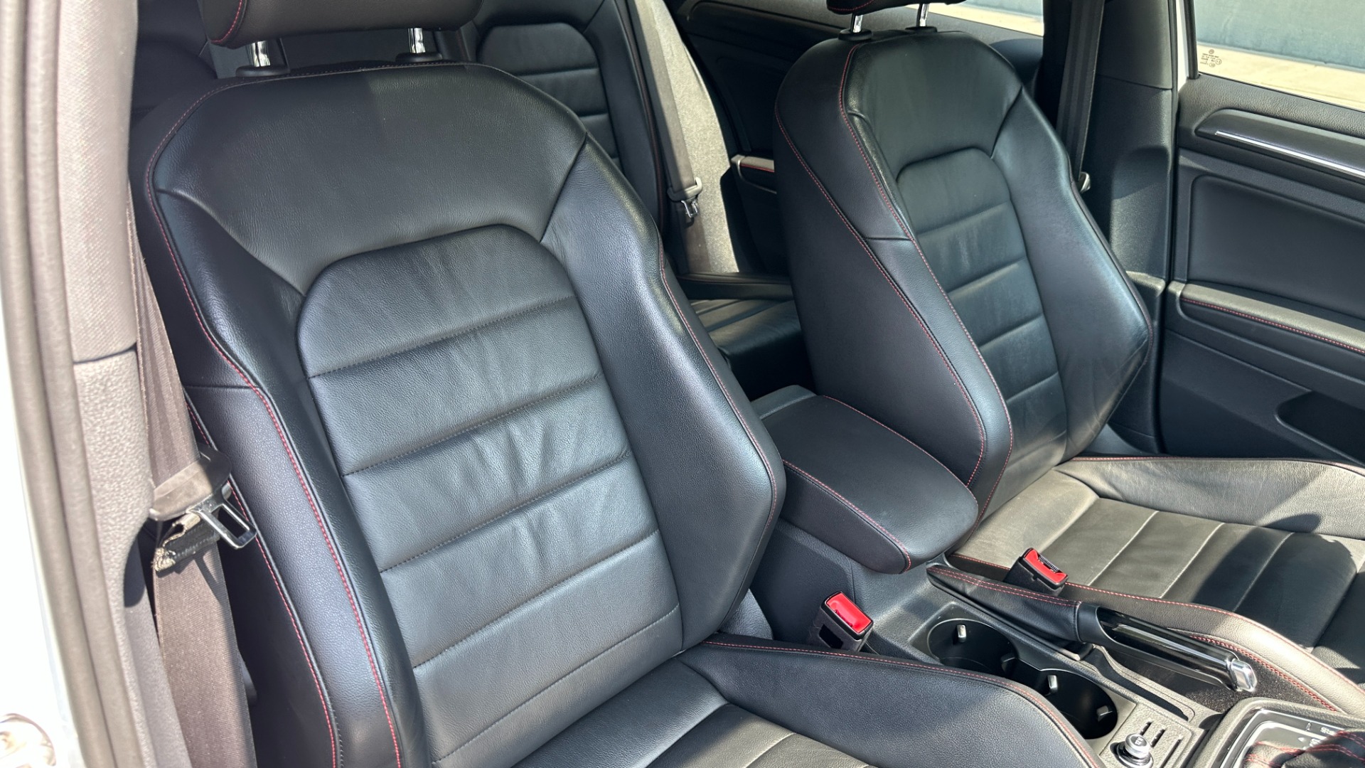 Used 2019 Volkswagen Golf GTI SE / CTS EXHAUST / CTS INTAKE / BLACKOUT / LEATHER for sale Sold at Formula Imports in Charlotte NC 28227 34