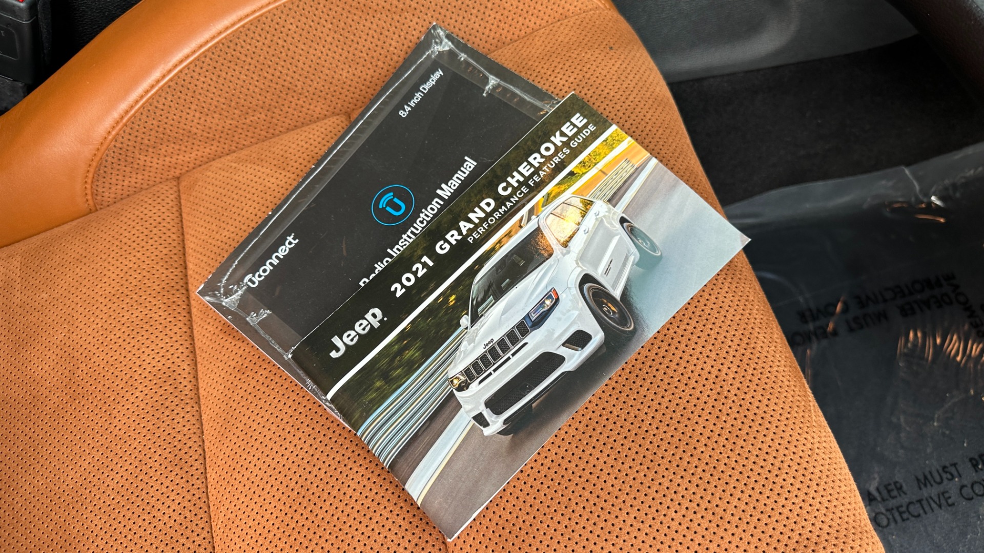 Used 2021 Jeep Grand Cherokee TRACKHAWK / SUPERCHARGED / STARLIGHT HEADLINER / VOSSEN WHEELS for sale $90,495 at Formula Imports in Charlotte NC 28227 40