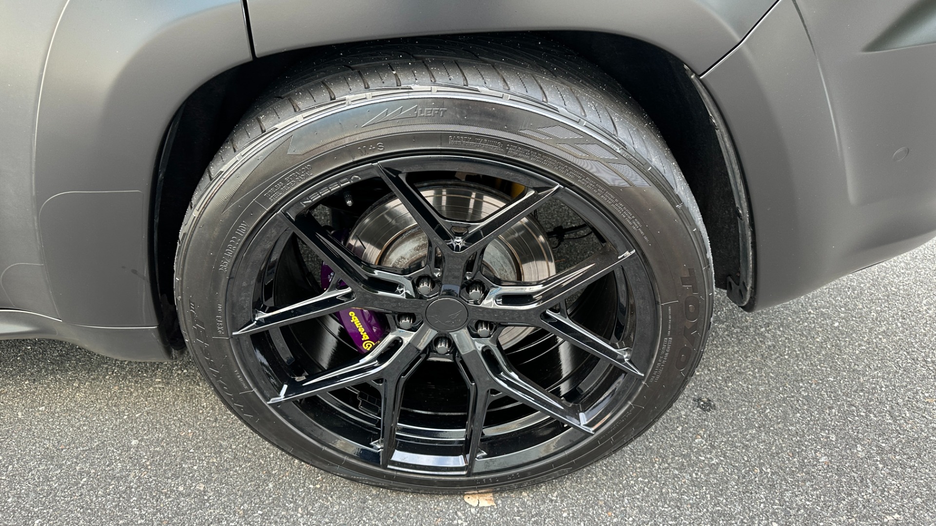 Used 2021 Jeep Grand Cherokee TRACKHAWK / SUPERCHARGED / STARLIGHT HEADLINER / VOSSEN WHEELS for sale $90,495 at Formula Imports in Charlotte NC 28227 55