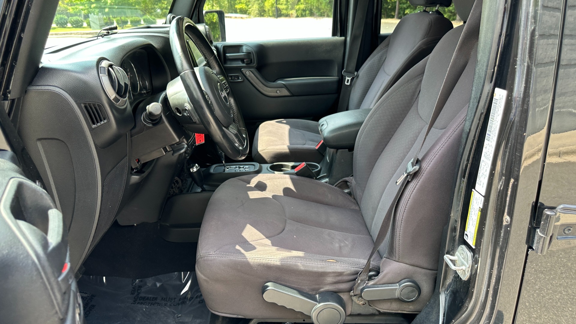 Used 2013 Jeep Wrangler Unlimited Sport / FOX SHOCKS / SOUND SYSTEM / TOUCHSCREEN / SUBWOOFER / TERRAFLEX SUS for sale $24,999 at Formula Imports in Charlotte NC 28227 13
