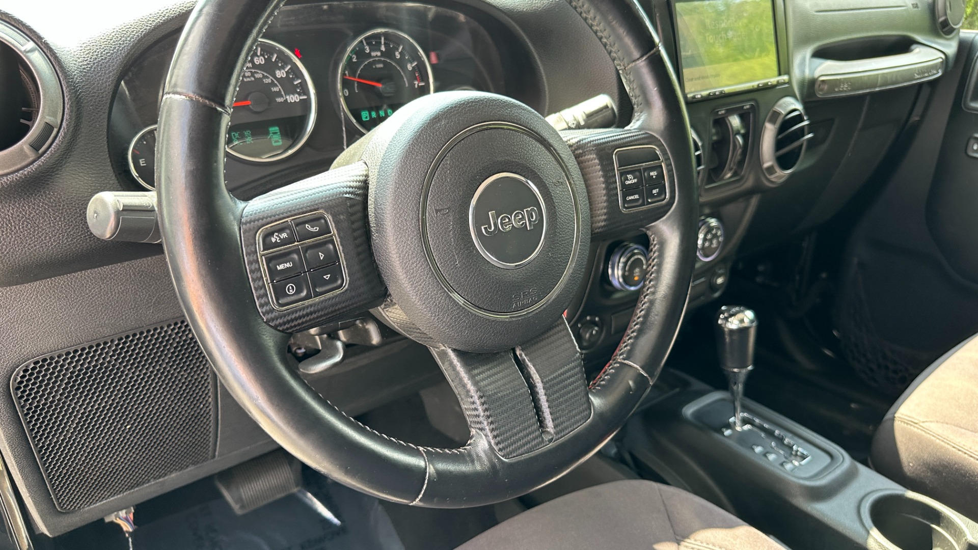 Used 2013 Jeep Wrangler Unlimited Sport / FOX SHOCKS / SOUND SYSTEM / TOUCHSCREEN / SUBWOOFER / TERRAFLEX SUS for sale $24,999 at Formula Imports in Charlotte NC 28227 16