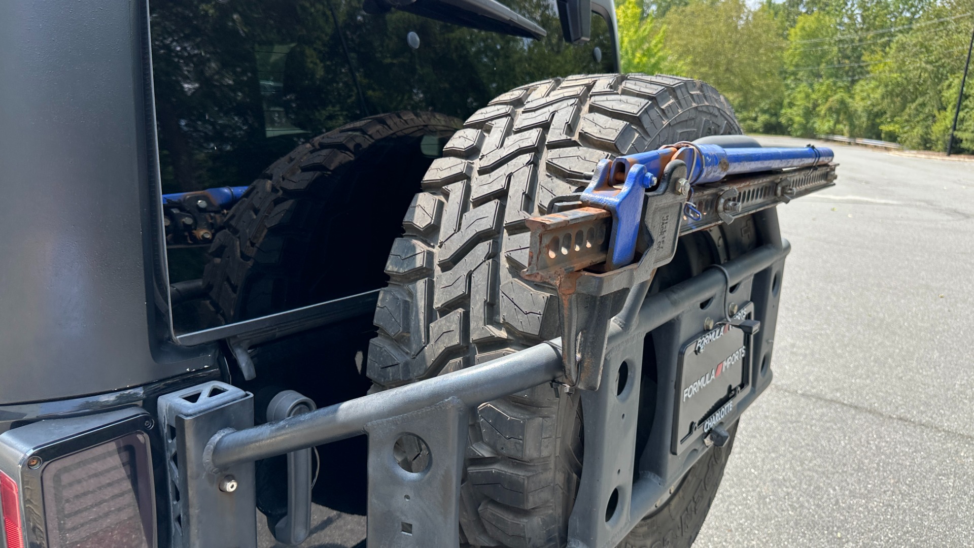 Used 2013 Jeep Wrangler Unlimited Sport / FOX SHOCKS / SOUND SYSTEM / TOUCHSCREEN / SUBWOOFER / TERRAFLEX SUS for sale $24,999 at Formula Imports in Charlotte NC 28227 48