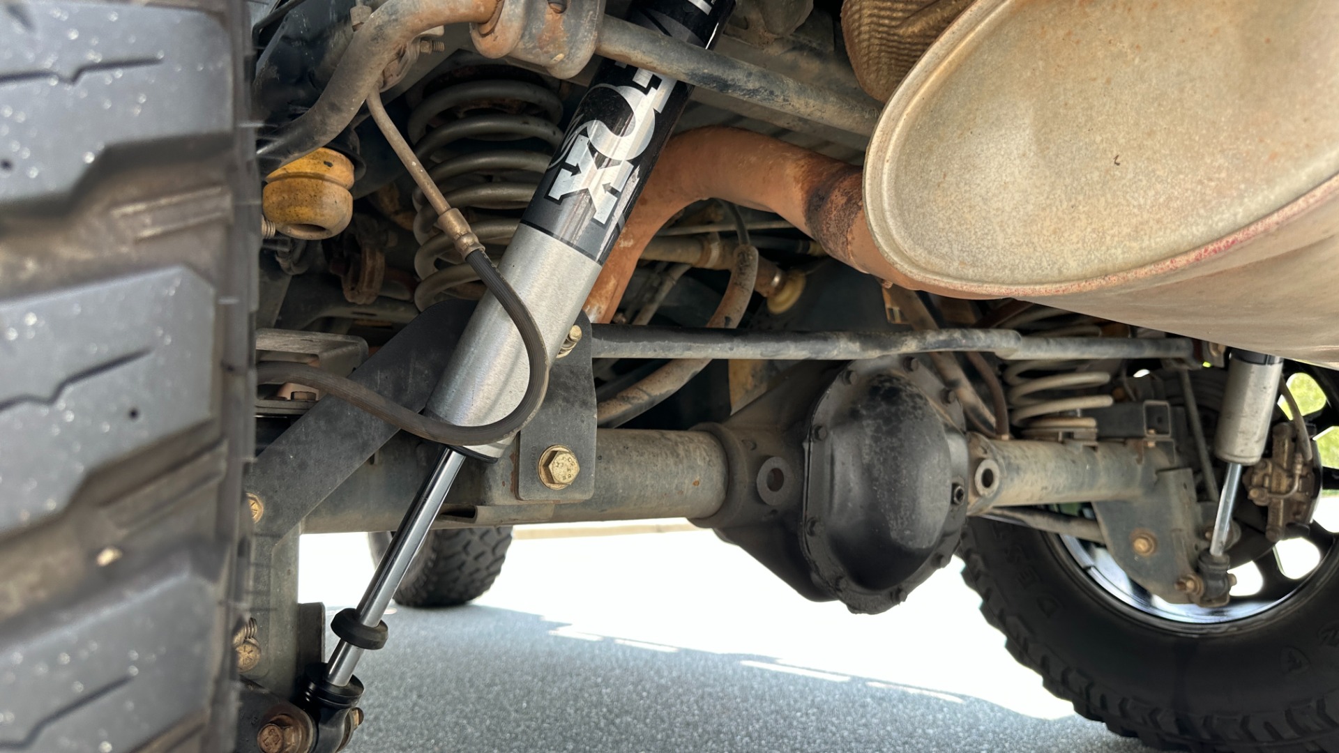 Used 2013 Jeep Wrangler Unlimited Sport / FOX SHOCKS / SOUND SYSTEM / TOUCHSCREEN / SUBWOOFER / TERRAFLEX SUS for sale $24,999 at Formula Imports in Charlotte NC 28227 51