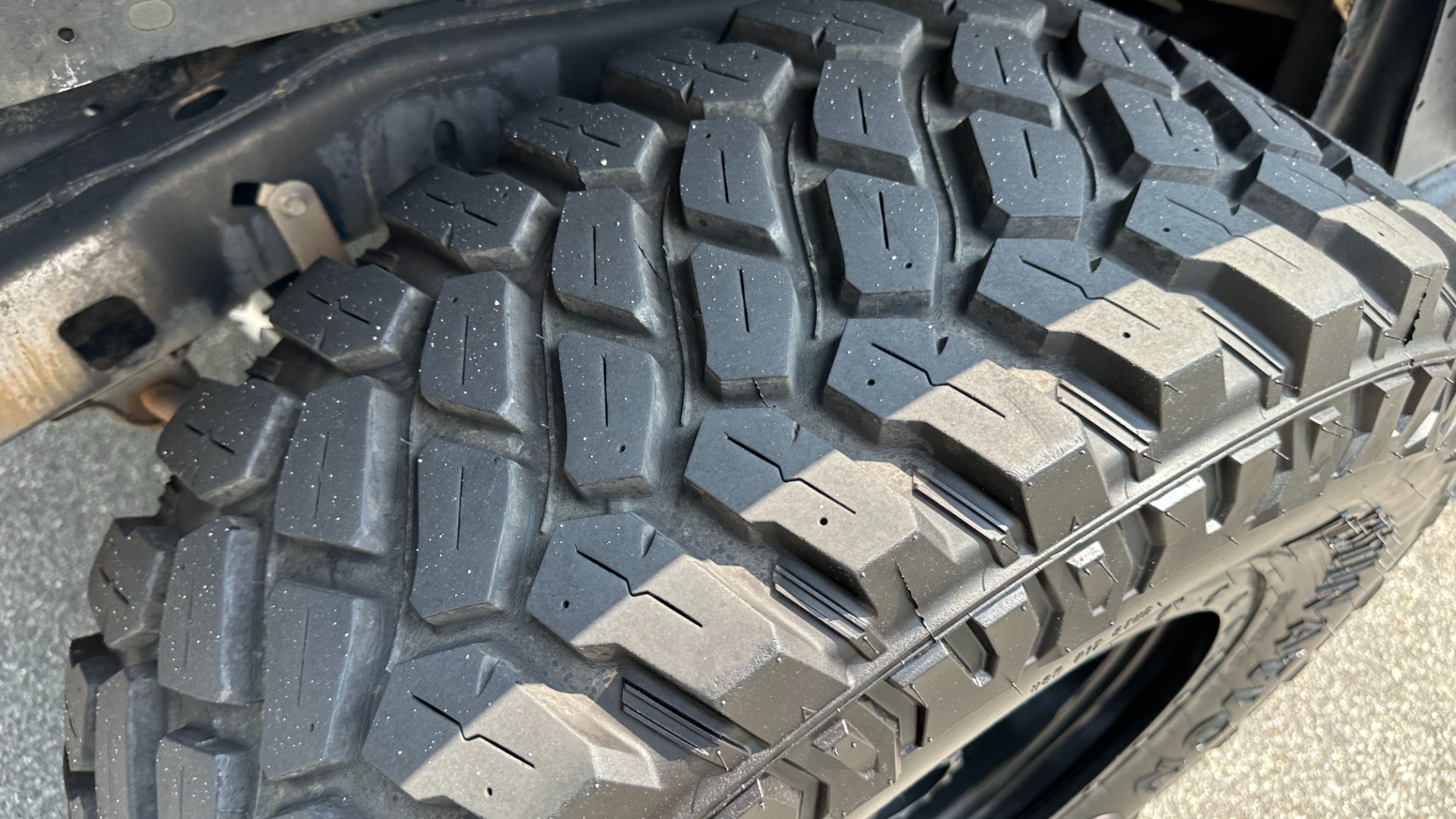Used 2013 Jeep Wrangler Unlimited Sport / FOX SHOCKS / SOUND SYSTEM / TOUCHSCREEN / SUBWOOFER / TERRAFLEX SUS for sale $24,999 at Formula Imports in Charlotte NC 28227 74