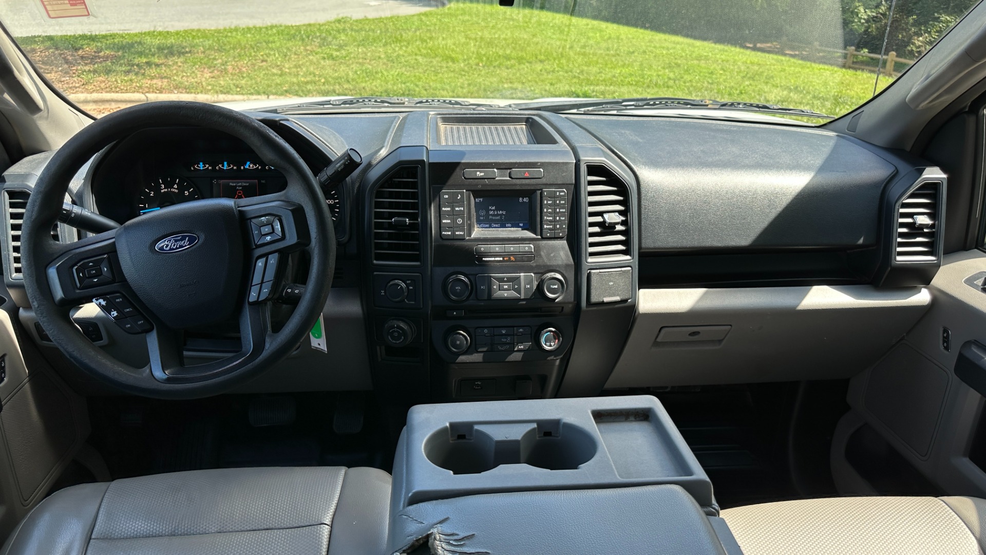 Used 2016 Ford F-150 XL / 5.0L V8 ENGINE / REAR VIEW CAMERA / TOOLBOX for sale $15,995 at Formula Imports in Charlotte NC 28227 25