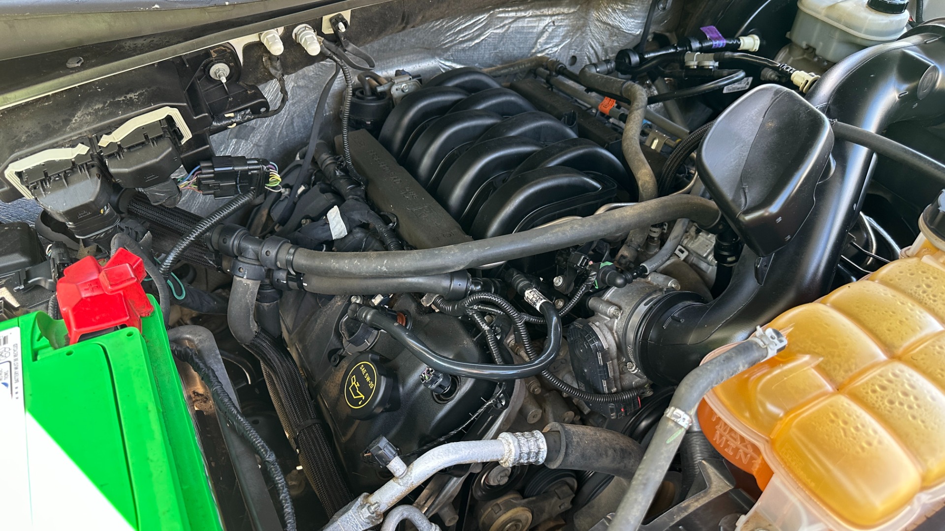 Used 2016 Ford F-150 XL / 5.0L V8 ENGINE / REAR VIEW CAMERA / TOOLBOX for sale $15,995 at Formula Imports in Charlotte NC 28227 50