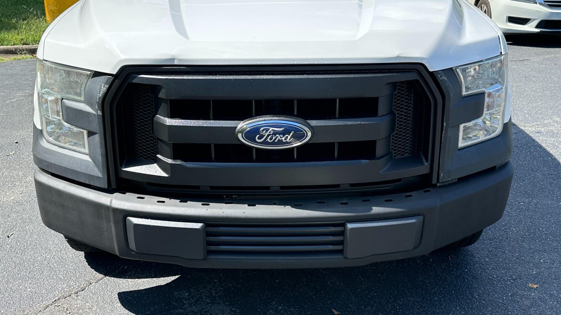 Used 2016 Ford F-150 XL / 5.0L V8 ENGINE / REAR VIEW CAMERA / TOOLBOX for sale $15,995 at Formula Imports in Charlotte NC 28227 9