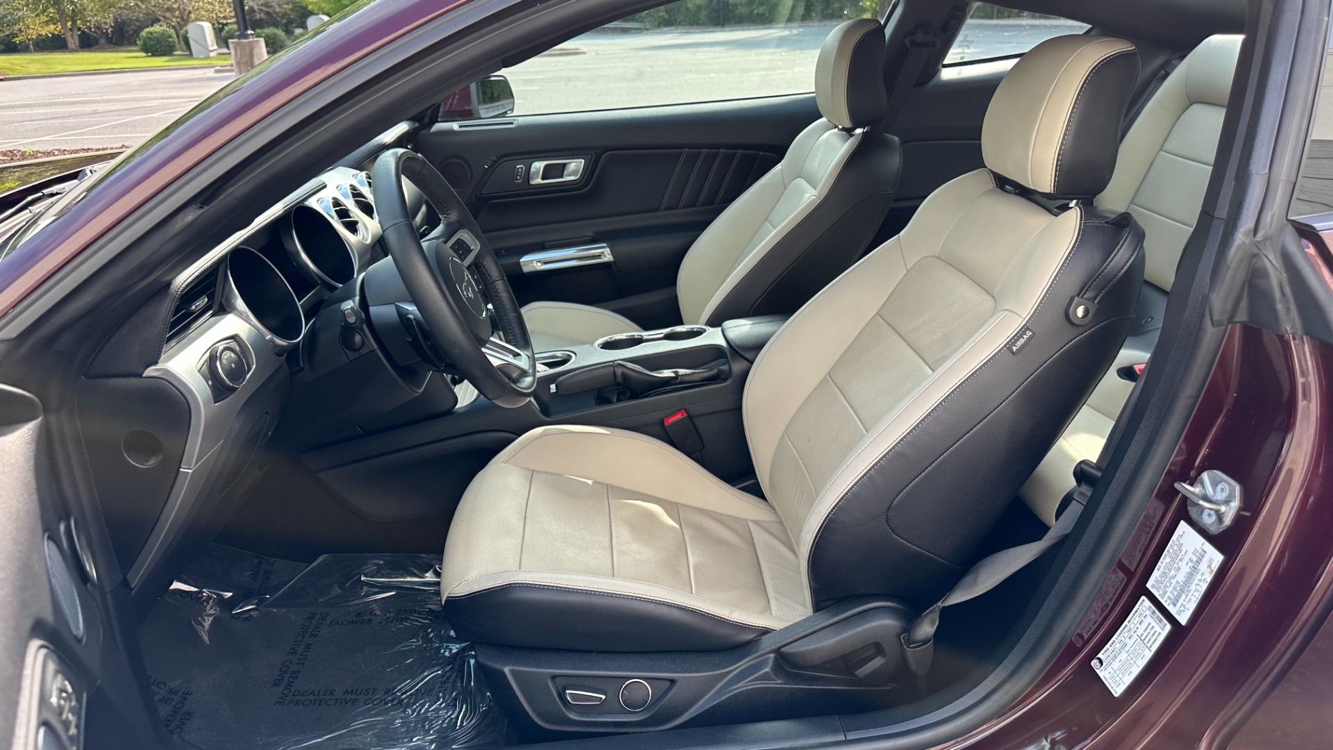 Used 2018 Ford Mustang EcoBoost Premium / LEATHER / 10SPD AUTO / TURBO ENGINE for sale $19,995 at Formula Imports in Charlotte NC 28227 12