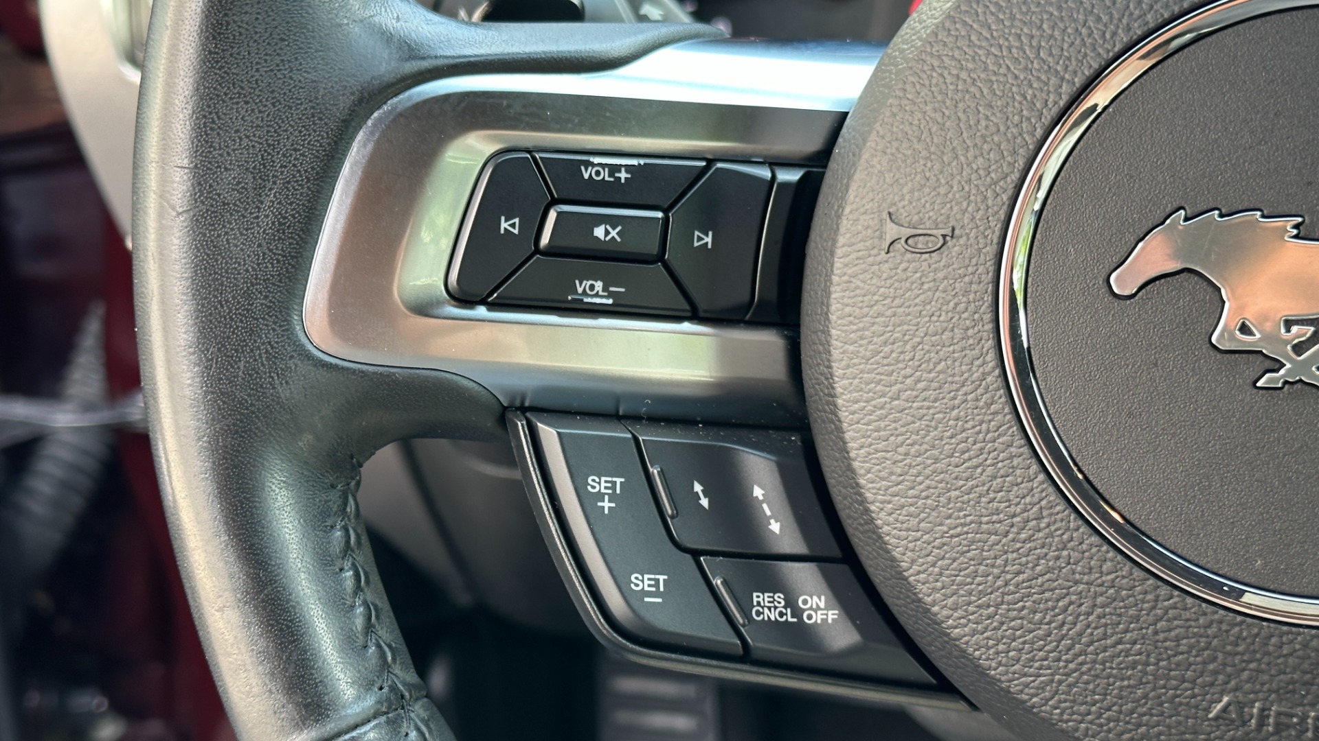 Used 2018 Ford Mustang EcoBoost Premium / LEATHER / 10SPD AUTO / TURBO ENGINE for sale $19,995 at Formula Imports in Charlotte NC 28227 22