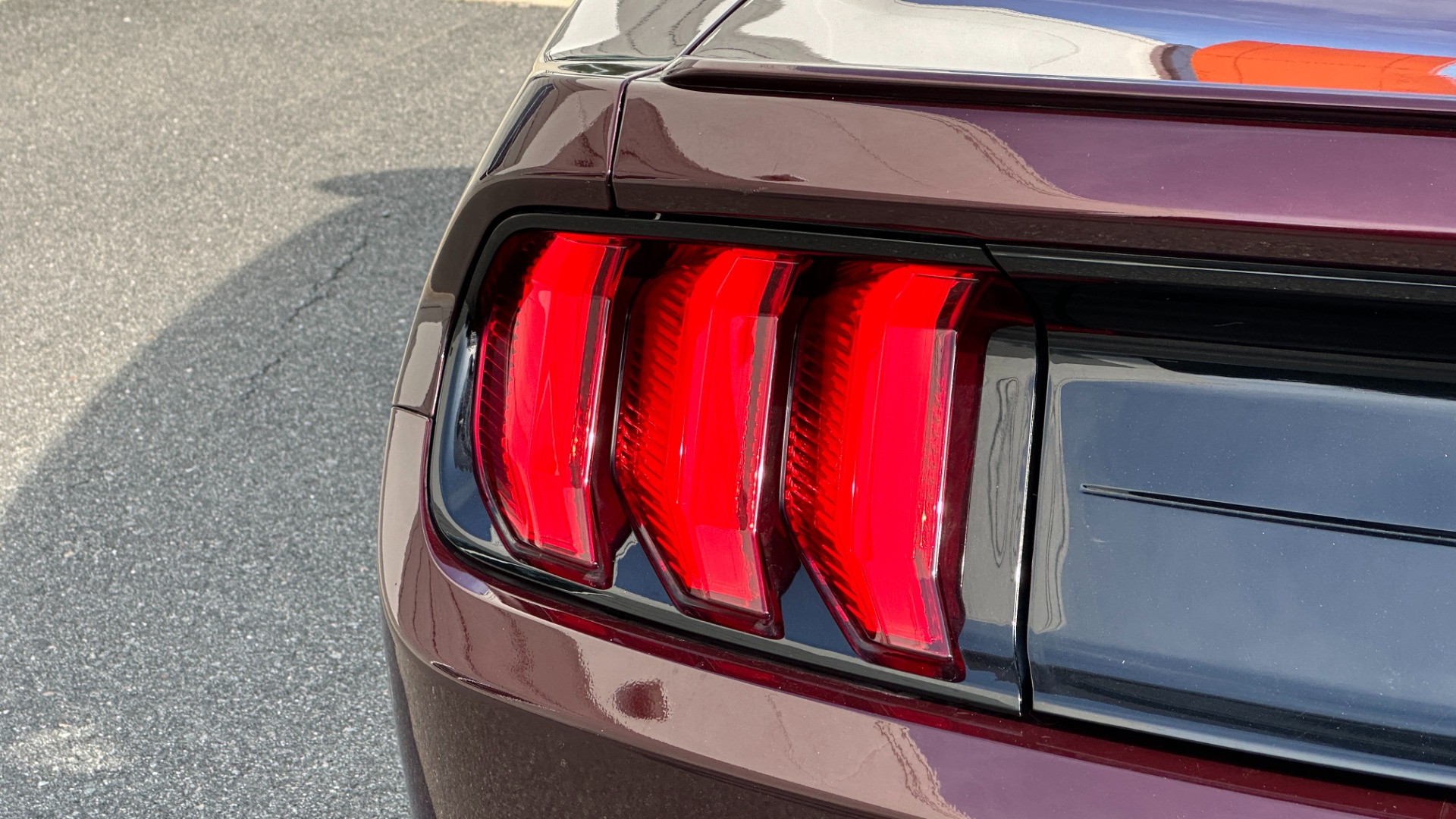 Used 2018 Ford Mustang EcoBoost Premium / LEATHER / 10SPD AUTO / TURBO ENGINE for sale Sold at Formula Imports in Charlotte NC 28227 36