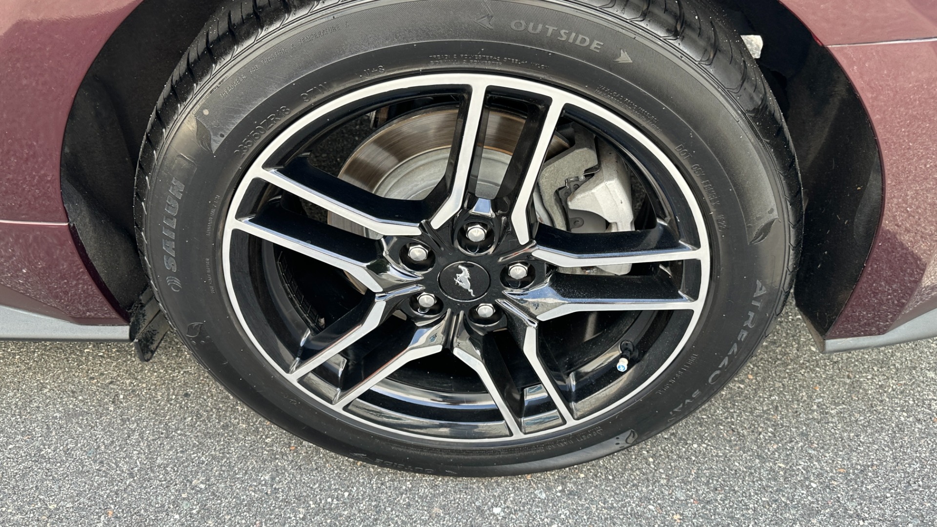 Used 2018 Ford Mustang EcoBoost Premium / LEATHER / 10SPD AUTO / TURBO ENGINE for sale $19,995 at Formula Imports in Charlotte NC 28227 48