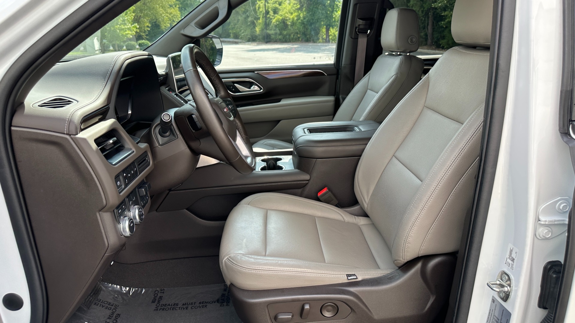 Used 2022 GMC Yukon XL SLE / LEATHER / MAX TRAILERING / SAFETY PLUS for sale $59,999 at Formula Imports in Charlotte NC 28227 10