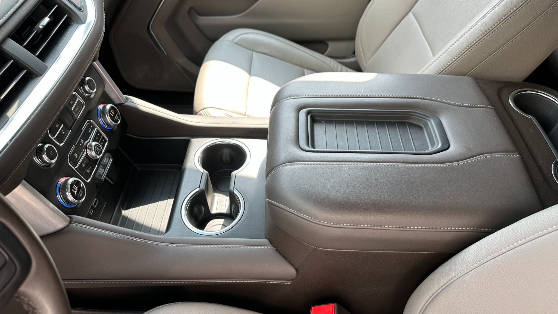 Used 2022 GMC Yukon XL SLE / LEATHER / MAX TRAILERING / SAFETY PLUS for sale $59,999 at Formula Imports in Charlotte NC 28227 18