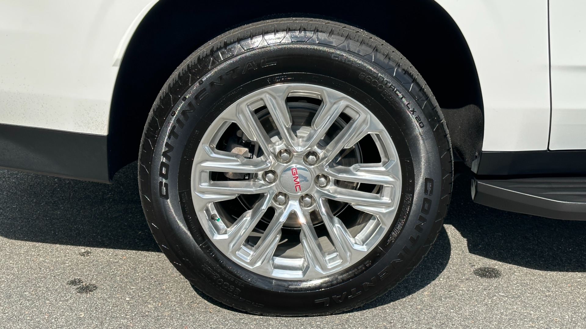 Used 2022 GMC Yukon XL SLE / LEATHER / MAX TRAILERING / SAFETY PLUS for sale $59,999 at Formula Imports in Charlotte NC 28227 48