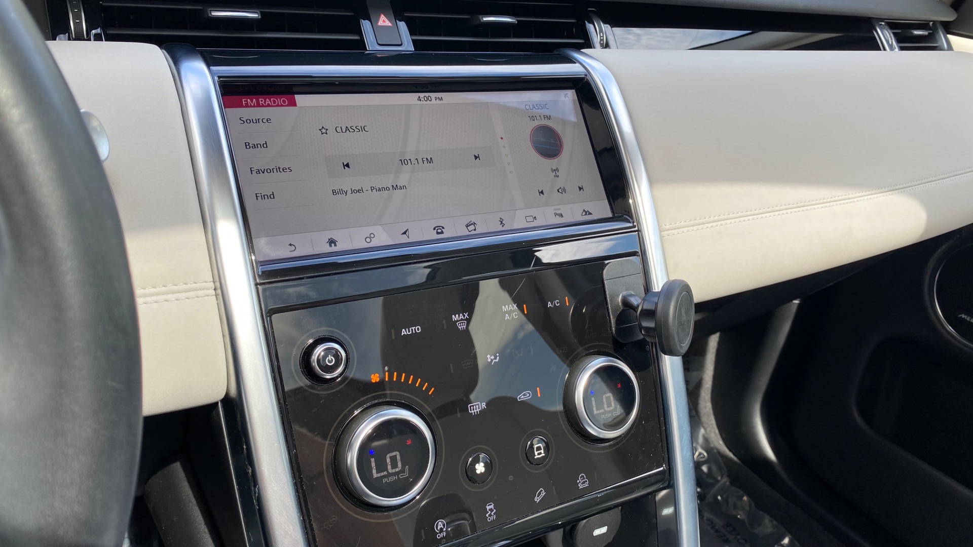 Used 2020 Land Rover Discovery Sport S for sale Sold at Formula Imports in Charlotte NC 28227 26