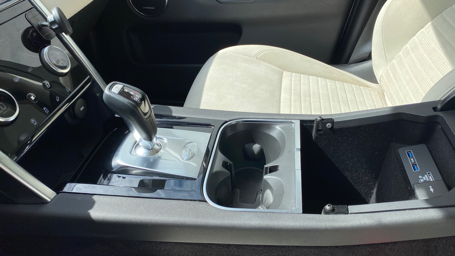 Used 2020 Land Rover Discovery Sport S for sale Sold at Formula Imports in Charlotte NC 28227 30