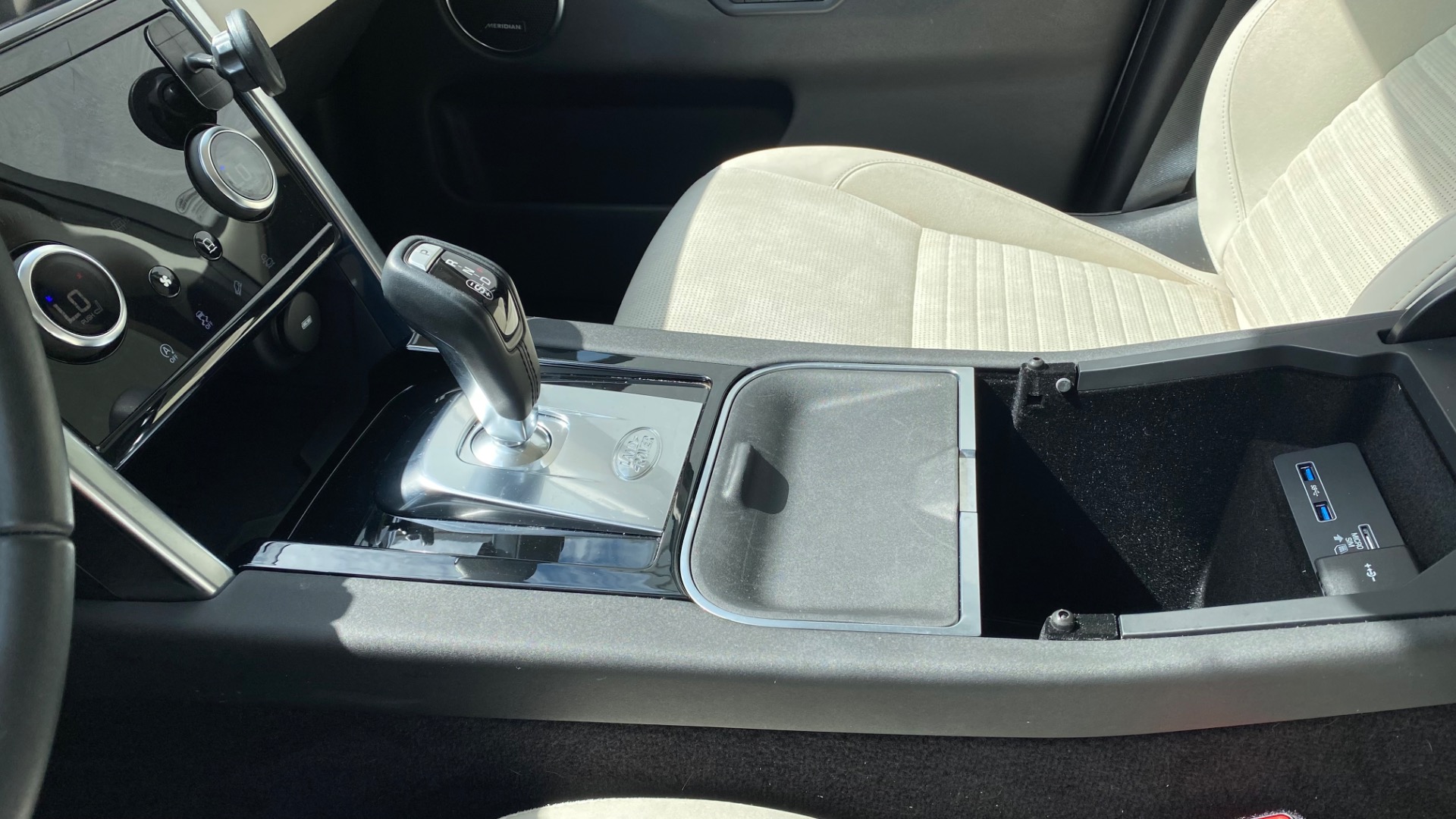 Used 2020 Land Rover Discovery Sport S for sale Sold at Formula Imports in Charlotte NC 28227 31