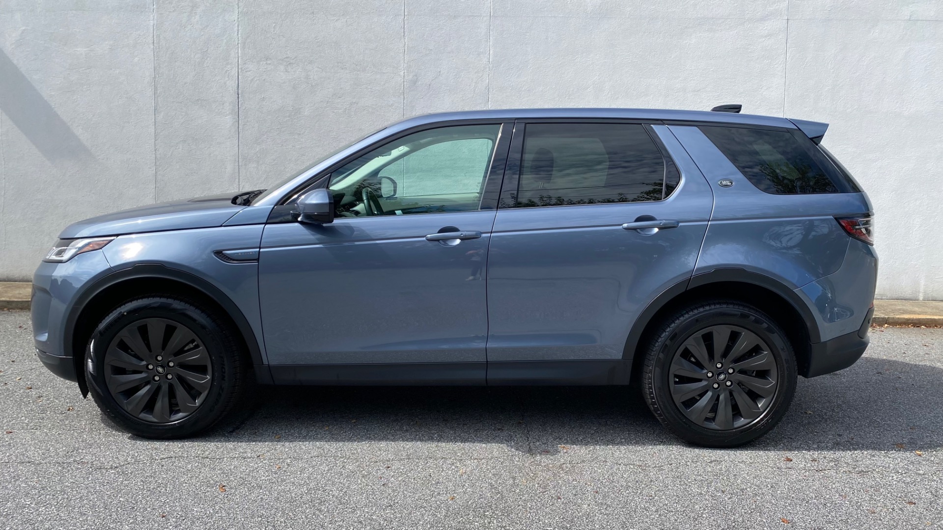 Used 2020 Land Rover Discovery Sport S for sale Sold at Formula Imports in Charlotte NC 28227 4
