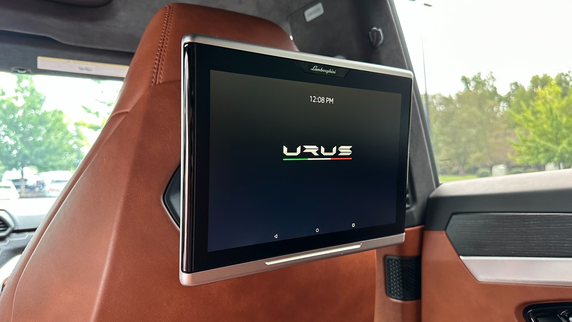 Used 2019 Lamborghini Urus V8 TWIN TURBO / RARE INTERIOR / FULL LEATHER / REAR ENTERTAINMENT for sale $189,995 at Formula Imports in Charlotte NC 28227 22