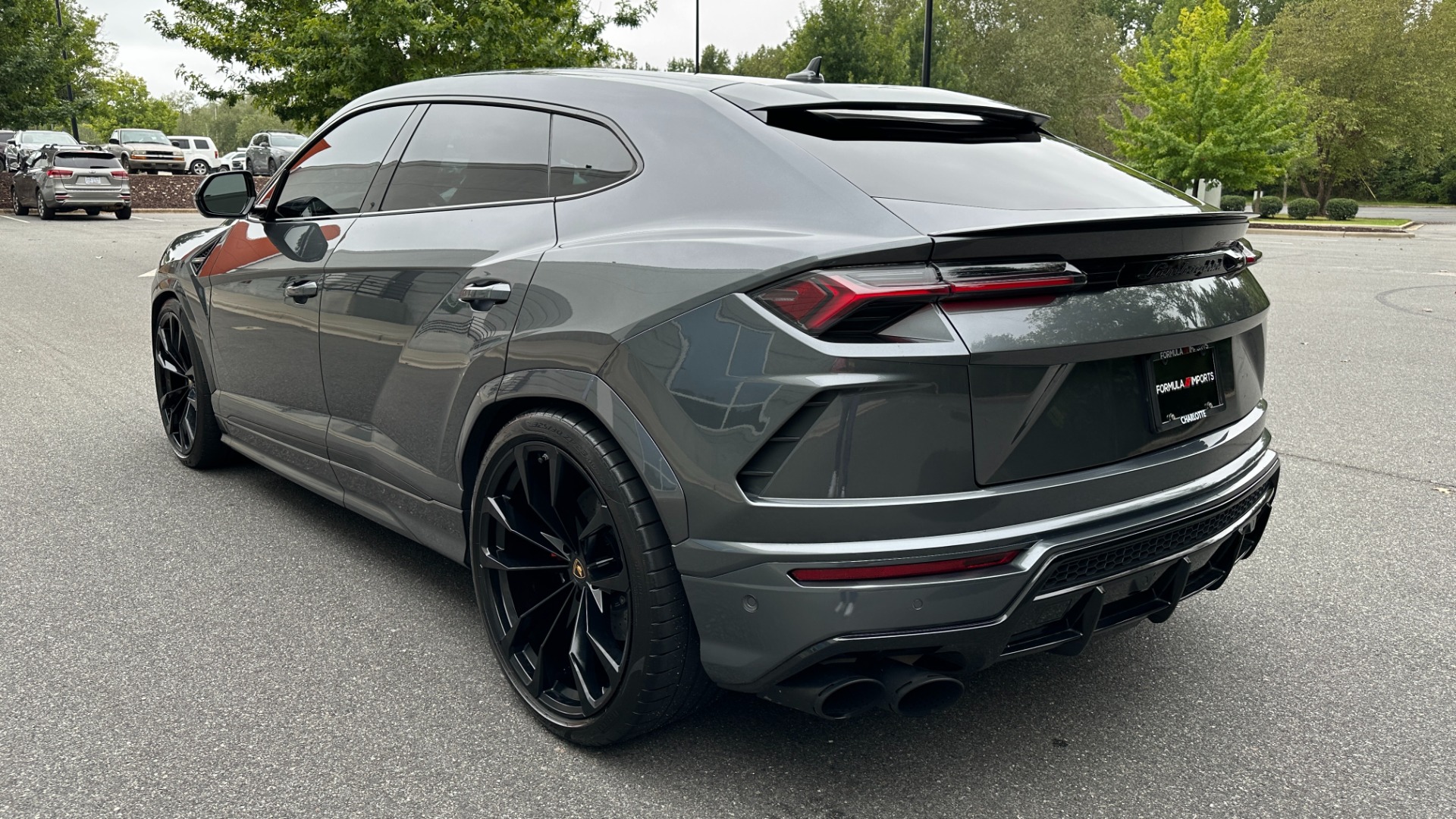 Used 2019 Lamborghini Urus V8 TWIN TURBO / RARE INTERIOR / FULL LEATHER / REAR ENTERTAINMENT for sale $189,995 at Formula Imports in Charlotte NC 28227 7