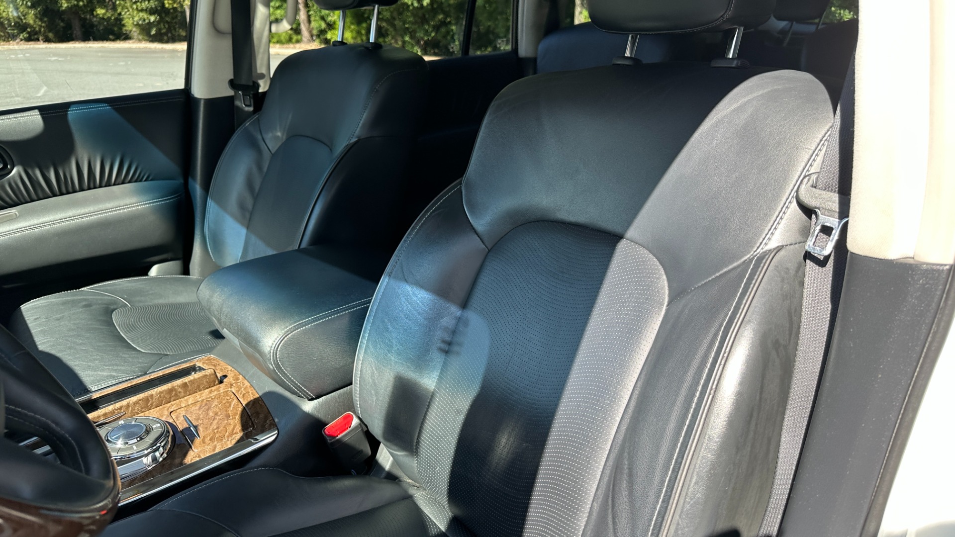 Used 2017 INFINITI QX80 SIGNATURE EDITION / 3 ROW SEATING / NAV / LEATHER for sale $25,995 at Formula Imports in Charlotte NC 28227 13