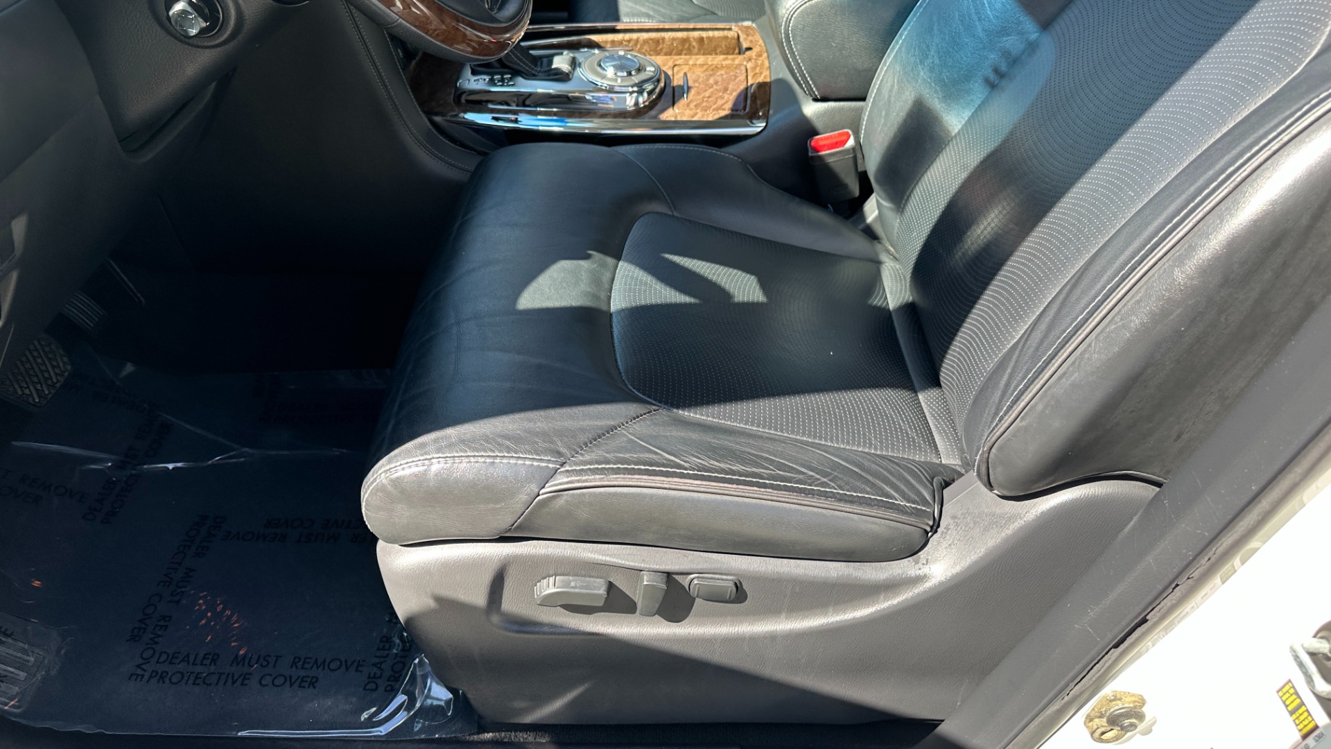 Used 2017 INFINITI QX80 SIGNATURE EDITION / 3 ROW SEATING / NAV / LEATHER for sale $25,995 at Formula Imports in Charlotte NC 28227 14