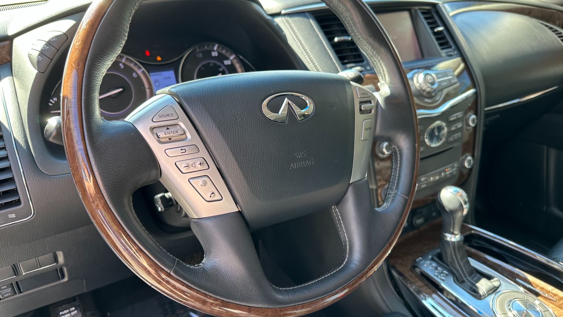 Used 2017 INFINITI QX80 SIGNATURE EDITION / 3 ROW SEATING / NAV / LEATHER for sale $25,995 at Formula Imports in Charlotte NC 28227 16