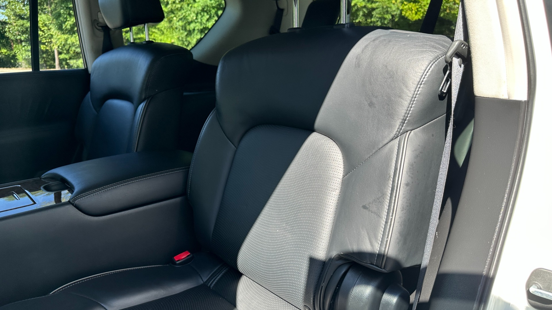 Used 2017 INFINITI QX80 SIGNATURE EDITION / 3 ROW SEATING / NAV / LEATHER for sale Sold at Formula Imports in Charlotte NC 28227 25