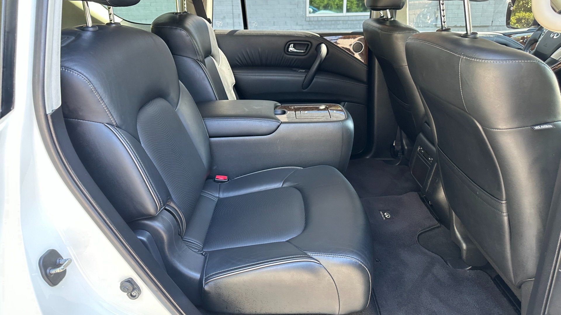 Used 2017 INFINITI QX80 SIGNATURE EDITION / 3 ROW SEATING / NAV / LEATHER for sale $25,995 at Formula Imports in Charlotte NC 28227 32