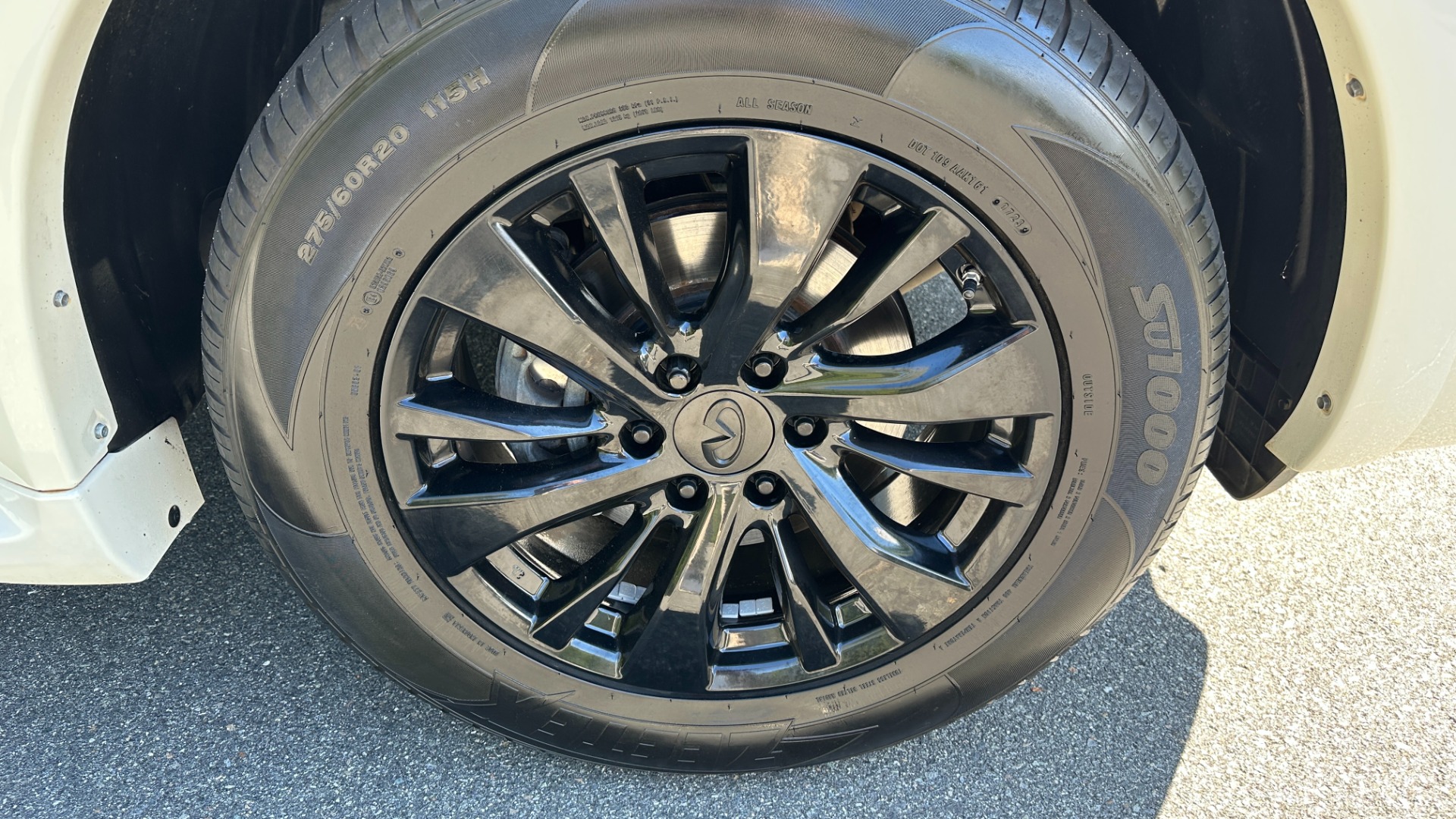 Used 2017 INFINITI QX80 SIGNATURE EDITION / 3 ROW SEATING / NAV / LEATHER for sale Sold at Formula Imports in Charlotte NC 28227 49