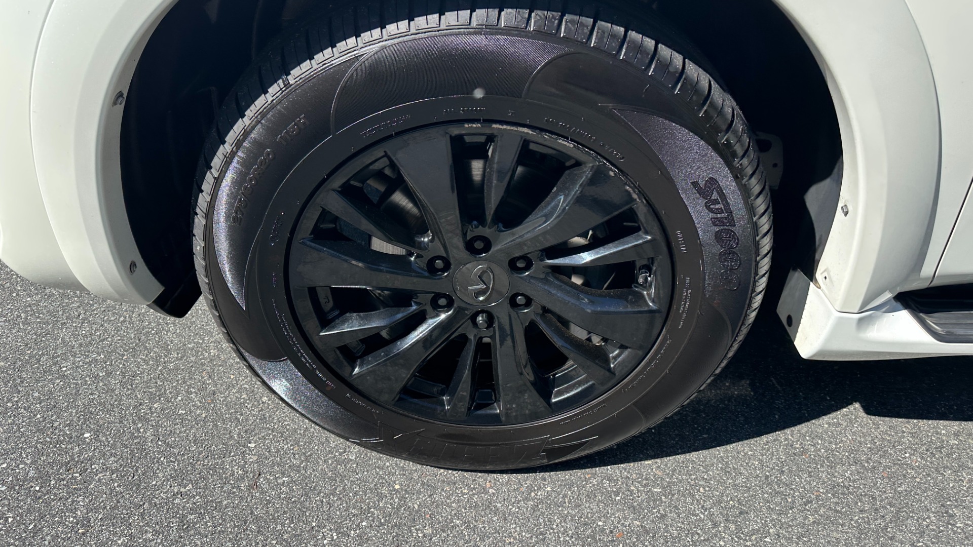 Used 2017 INFINITI QX80 SIGNATURE EDITION / 3 ROW SEATING / NAV / LEATHER for sale $25,995 at Formula Imports in Charlotte NC 28227 51