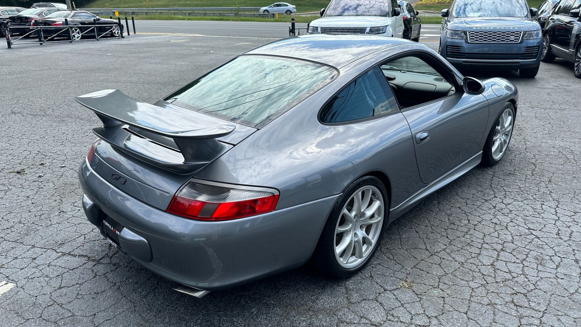 Used 2004 Porsche 911 GT3 / SPORTS SEATS / SERVICE BINDER / CLEAN DME for sale $121,900 at Formula Imports in Charlotte NC 28227 3