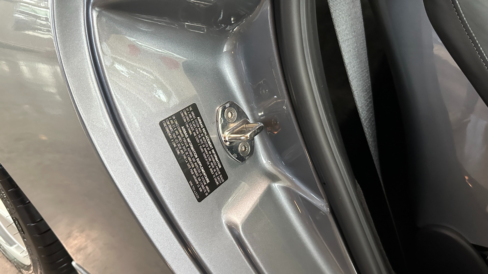 Used 2004 Porsche 911 GT3 / SPORTS SEATS / SERVICE BINDER / CLEAN DME for sale Sold at Formula Imports in Charlotte NC 28227 41